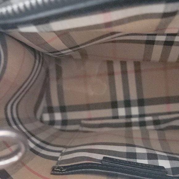 Burberry Handbag, black leather - Picture 8 of 9